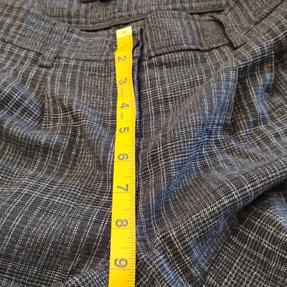 Streetwear Society | Gray Plaid Y2K High Waist Dress Shorts  | Size 9 - Picture 7 of 11